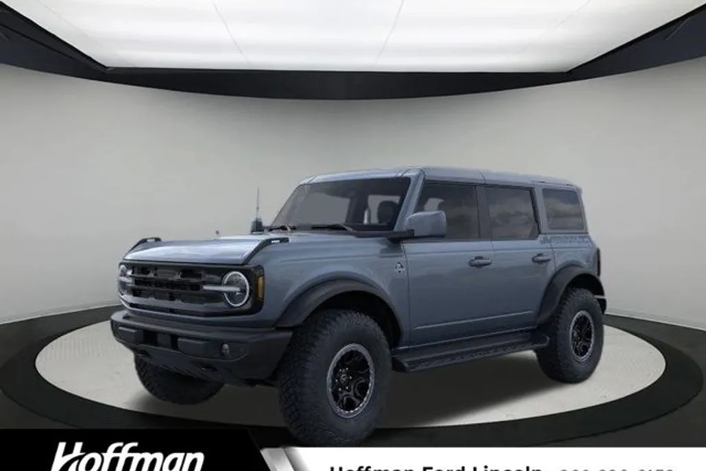 2025 Ford Bronco Outer Banks photo 1