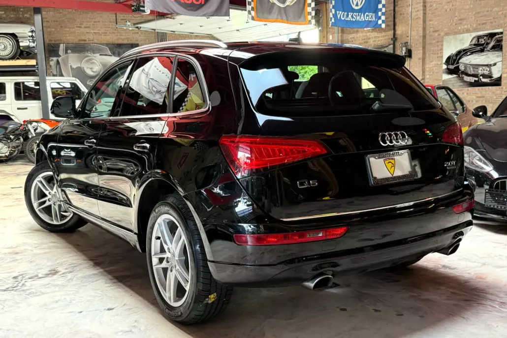 2017 Audi Q5 2.0T Premium Plus photo 1