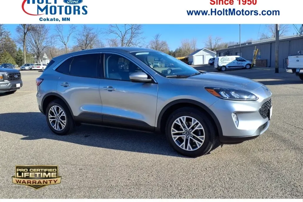 2022 Ford Escape SEL photo 1