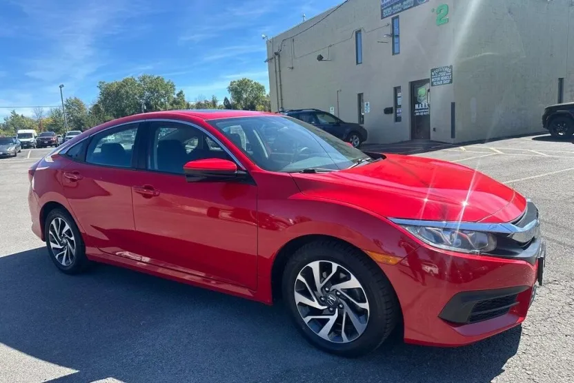 2016 Honda Civic EX photo 1