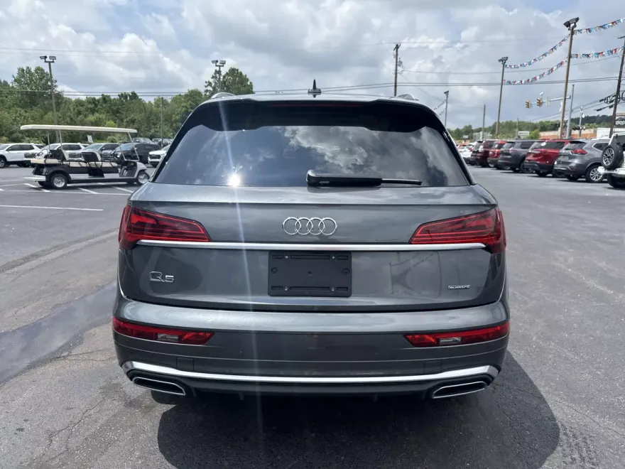 2022 Audi Q5 S line Premium 45 TFSI photo 1