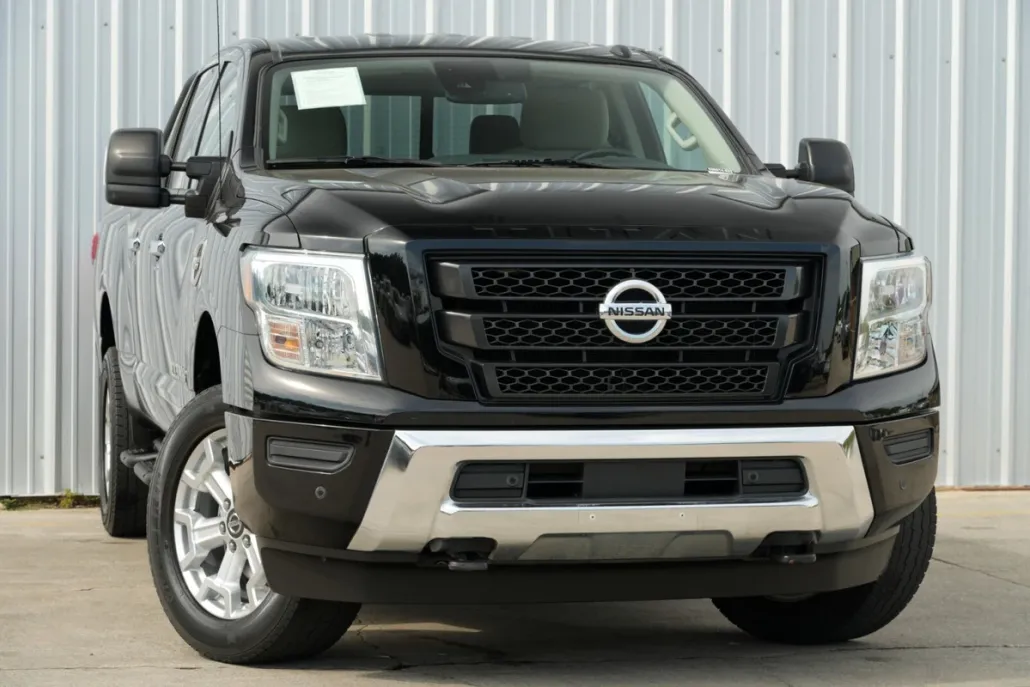 2021 Nissan Titan SV photo 1