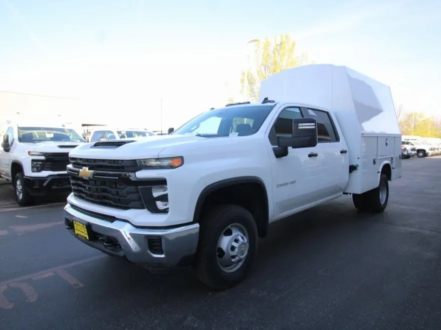 2024 Chevrolet Silverado 3500HD Work Truck photo 1