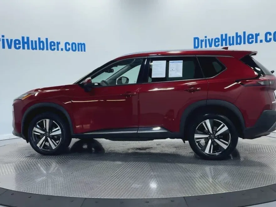 2023 Nissan Rogue SL photo 1
