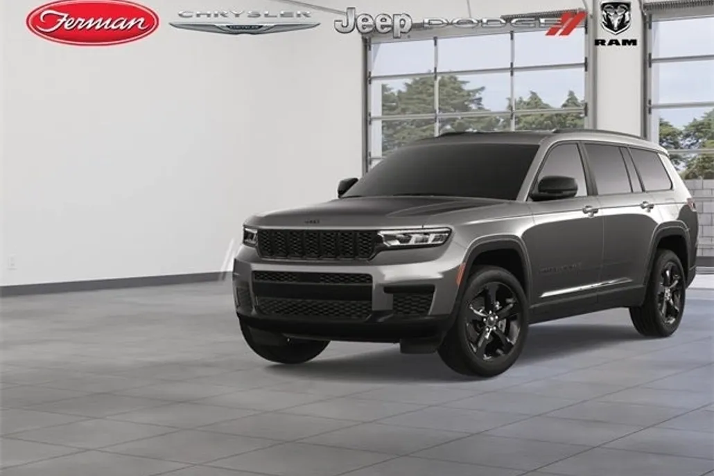2025 Jeep Grand Cherokee Altitude photo 1