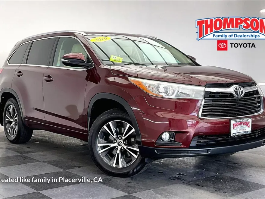 2016 Toyota Highlander XLE photo 1