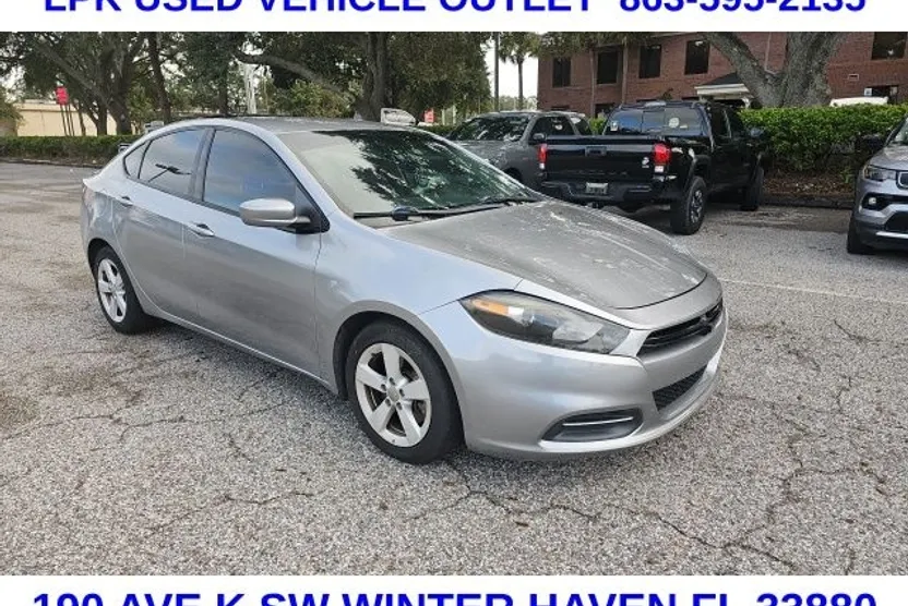 2016 Dodge Dart SXT photo 1