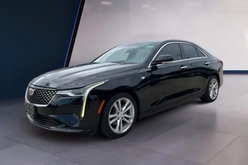 2022 Cadillac CT4 Luxury photo 1