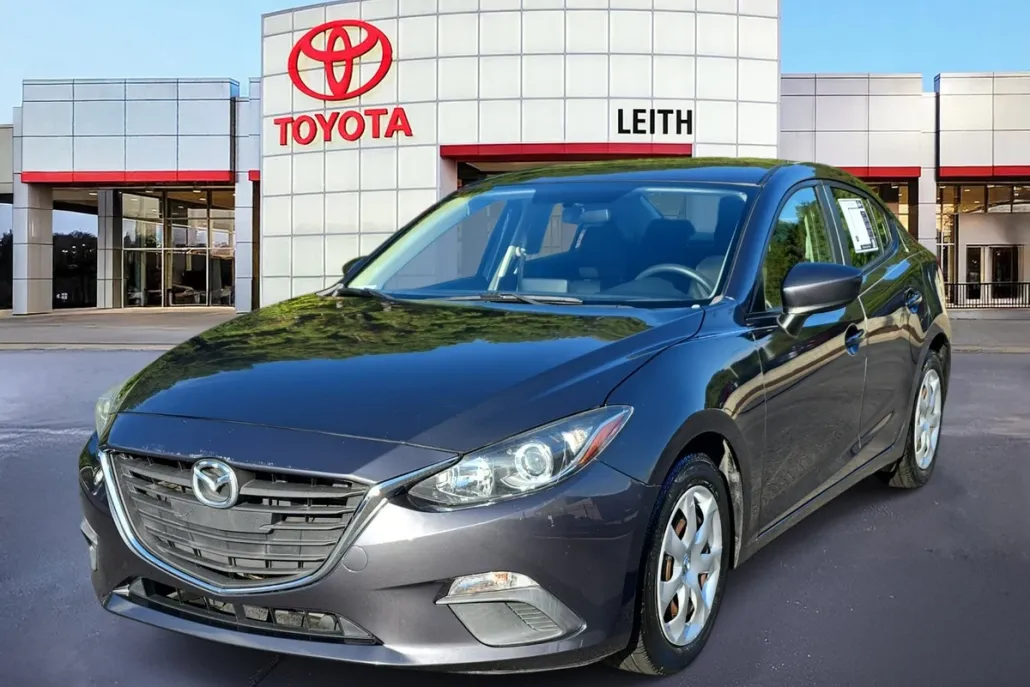 2015 Mazda Mazda3 i Sport photo 1