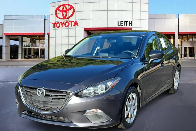 2015 Mazda Mazda3 i Sport photo 1
