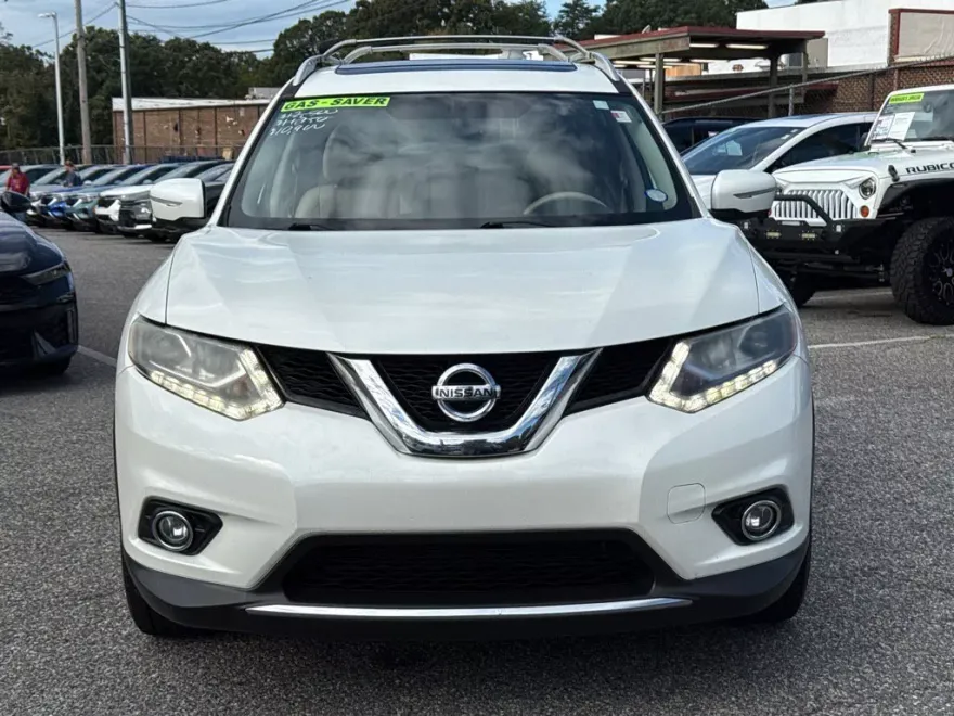 2015 Nissan Rogue SL photo 1