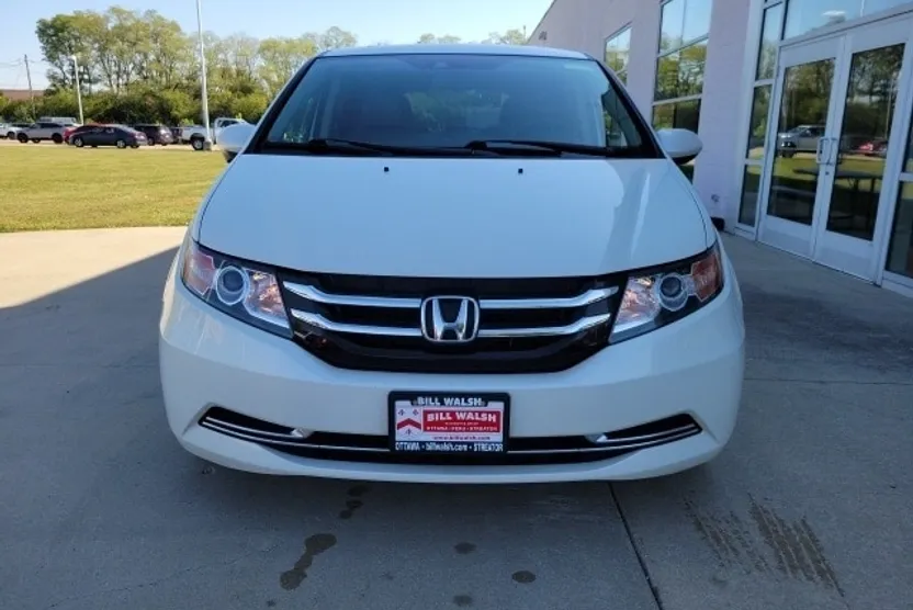 2016 Honda Odyssey EX-L photo 1