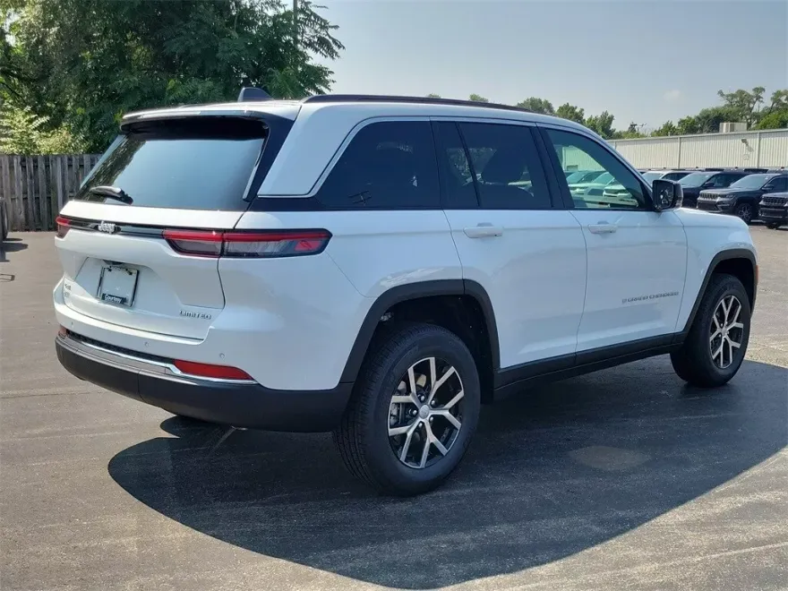 2025 Jeep Grand Cherokee Limited photo 1