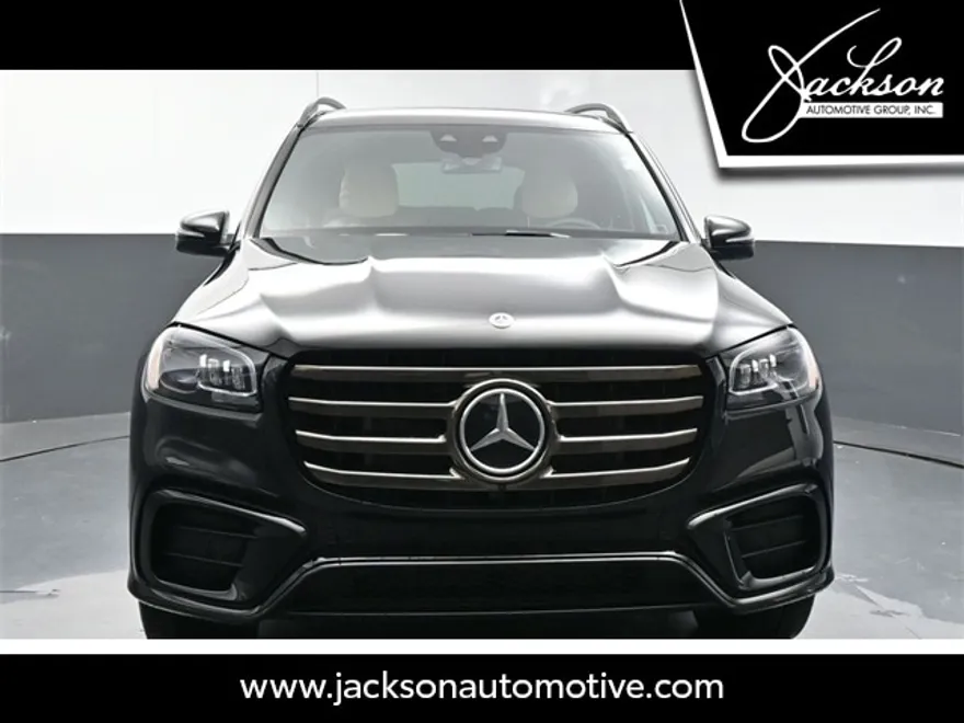 2025 Mercedes Benz GLS 450 4MATIC photo 1