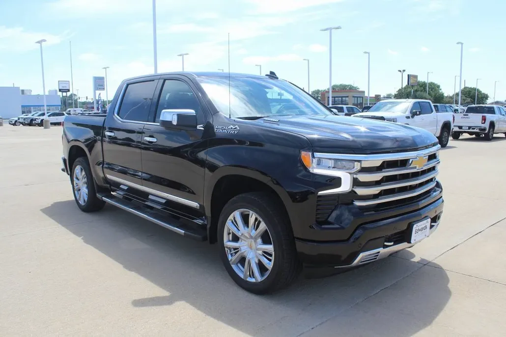 2025 Chevrolet Silverado 1500 High Country photo 1