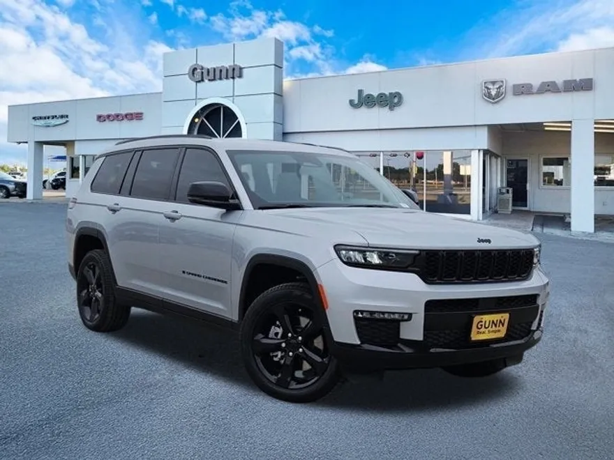 2025 Jeep Grand Cherokee Limited photo 1