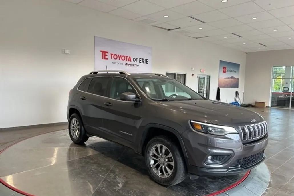 2020 Jeep Cherokee Latitude photo 1