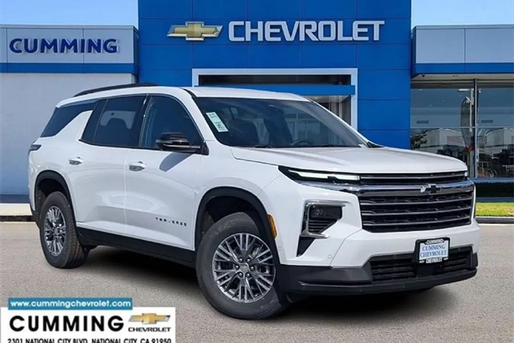 2025 Chevrolet Traverse photo 1