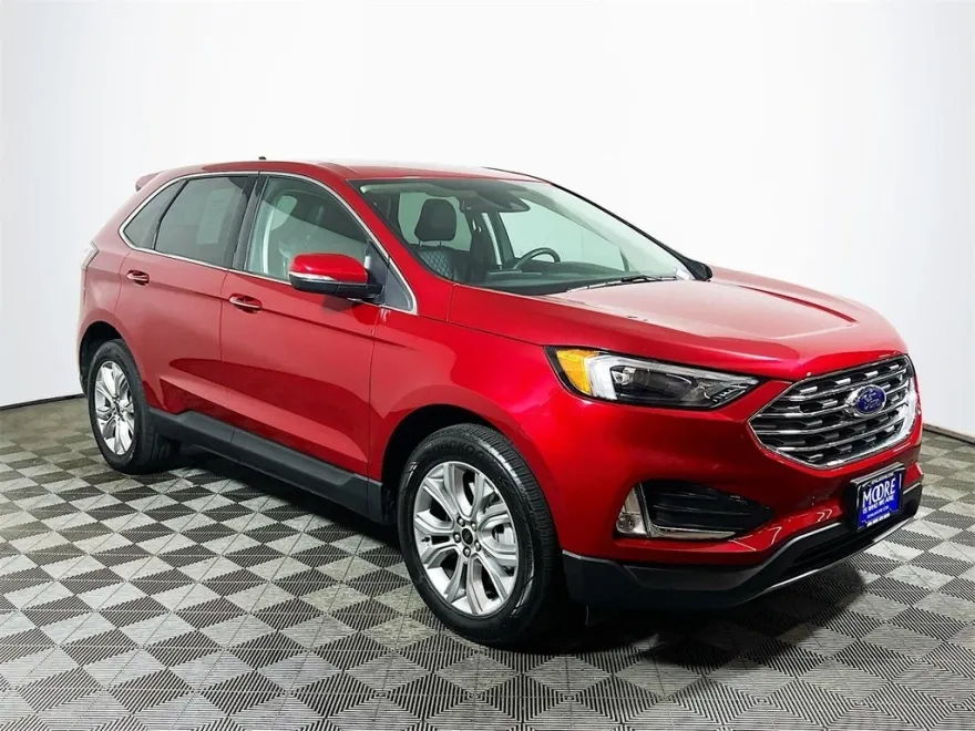 2024 Ford Edge Titanium photo 1