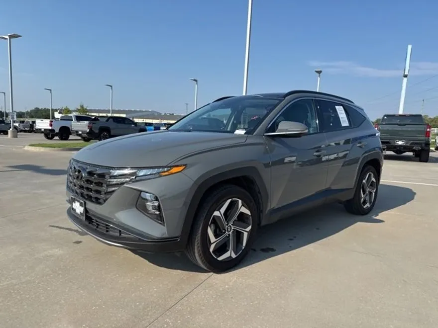 2024 Hyundai Tucson Limited photo 1