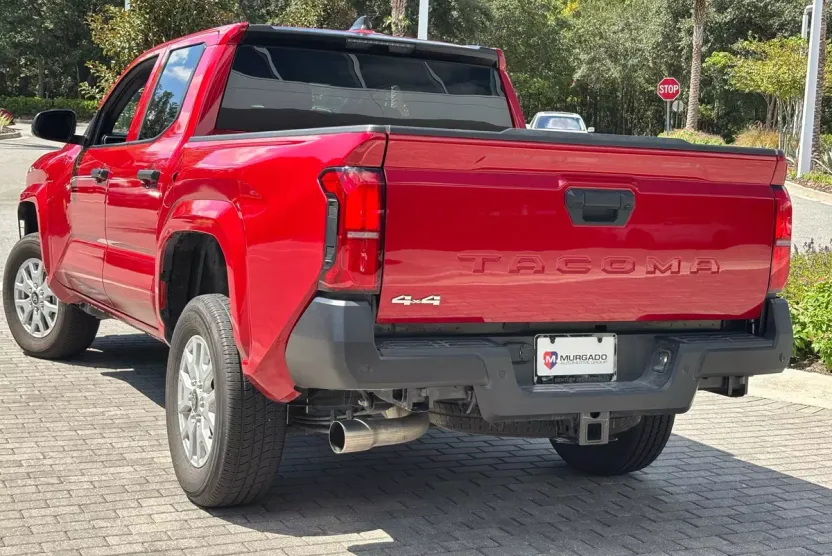 2025 Toyota Tacoma SR 4x4 photo 1