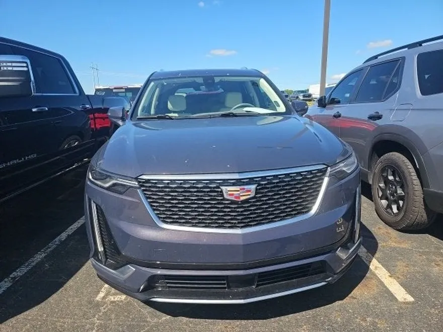 2024 Cadillac XT6 Premium Luxury photo 1