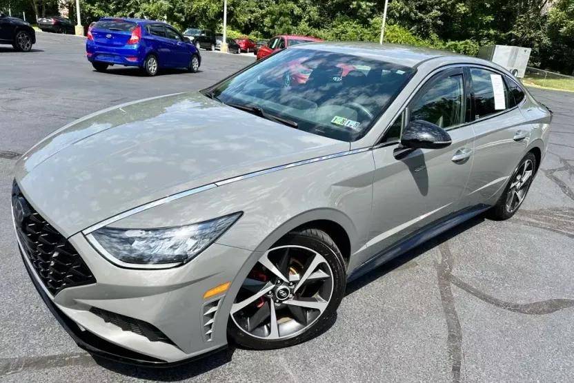 2021 Hyundai Sonata SEL Plus photo 1