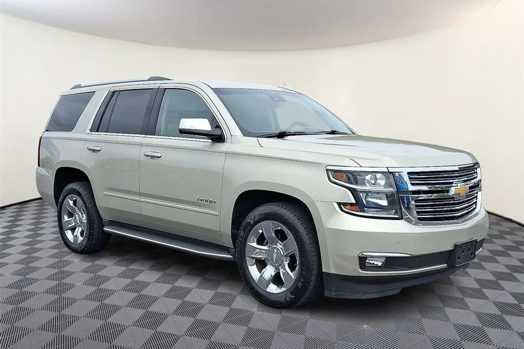 2016 Chevrolet Tahoe LTZ photo 1