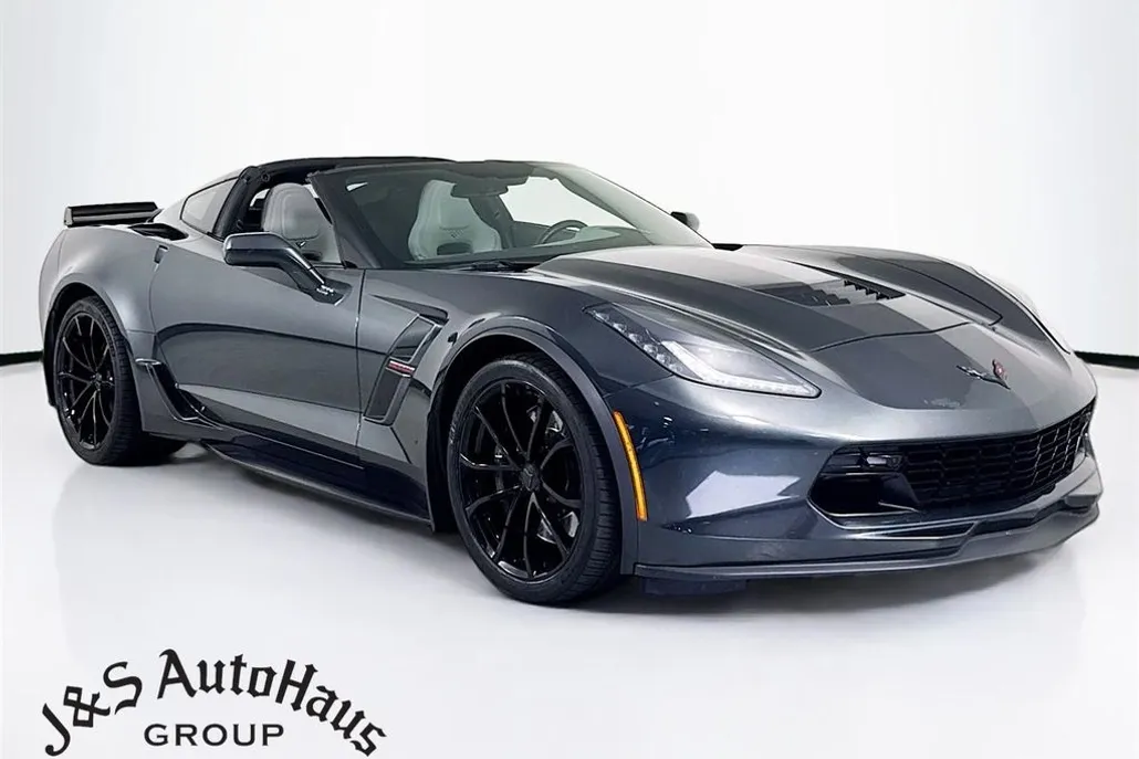 2019 Chevrolet Corvette Grand Sport 2LT photo 1