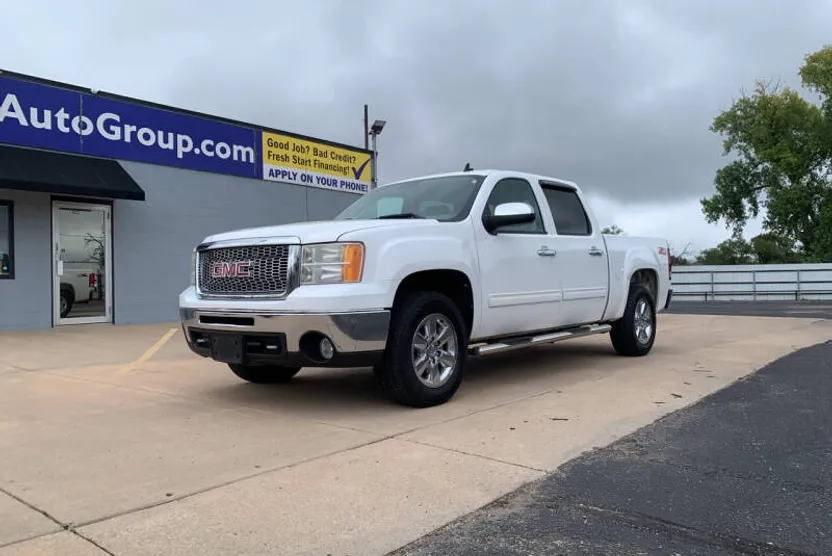 2012 Gmc Sierra 1500 SLE photo 1