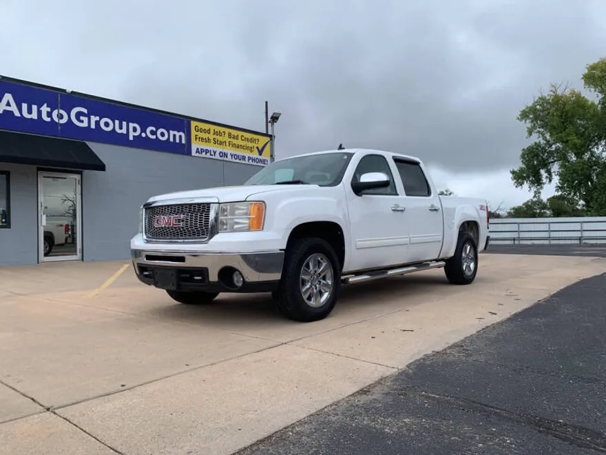 2012 Gmc Sierra 1500 SLE photo 1
