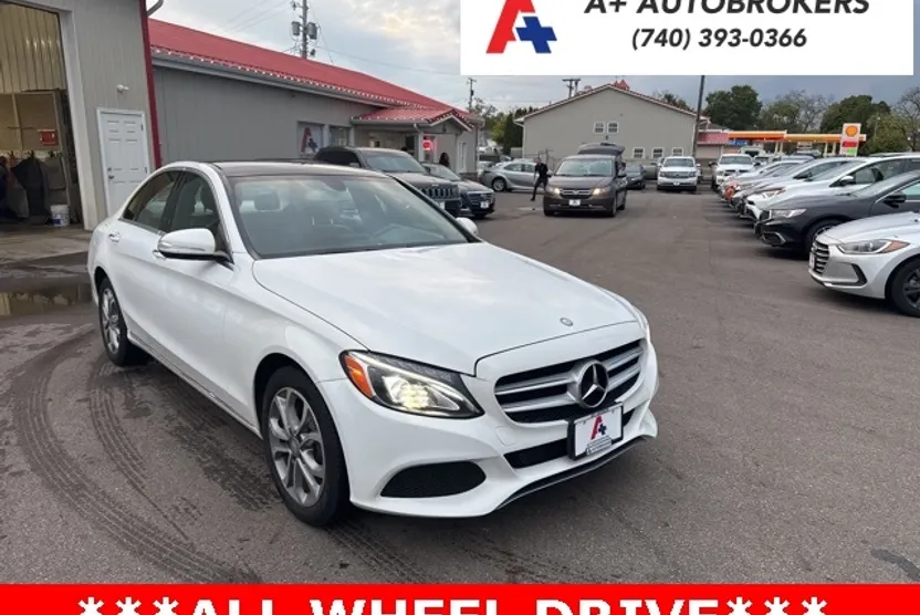 2015 Mercedes Benz C 300 4MATIC Sedan photo 1