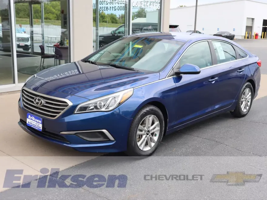 2017 Hyundai Sonata Base photo 1