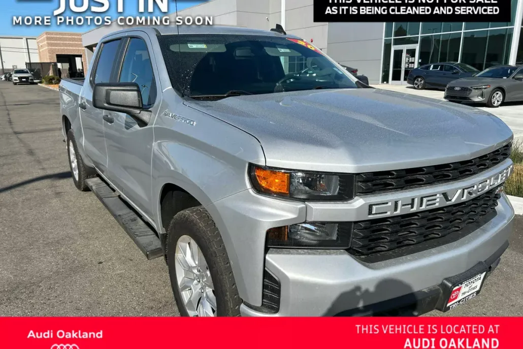 2020 Chevrolet Silverado 1500 Custom photo 1