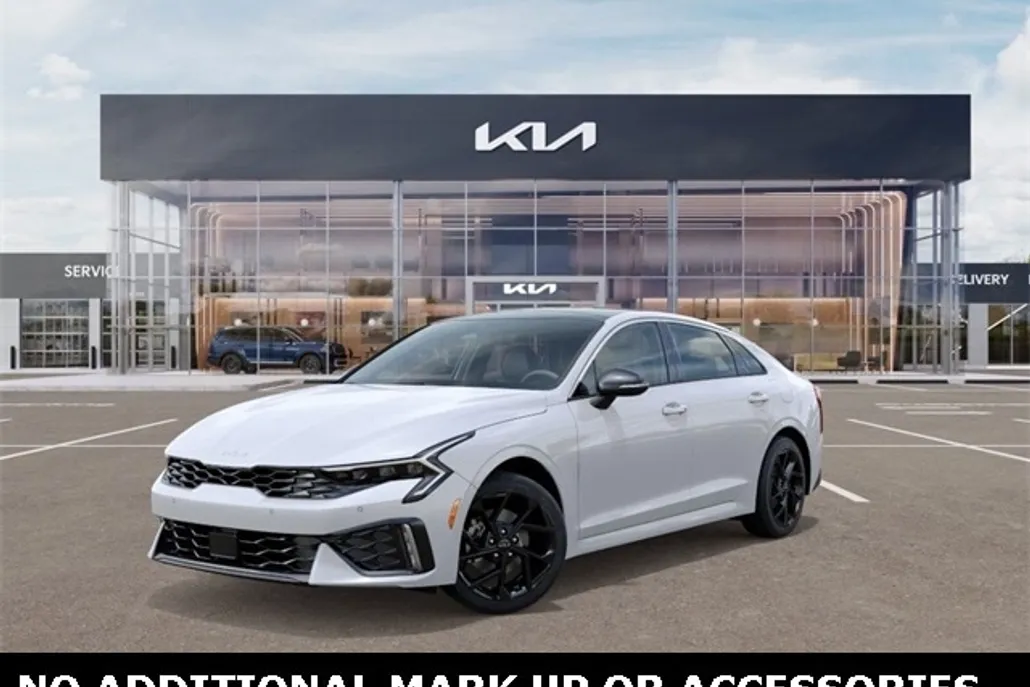 2026 Kia K5 GT-Line photo 1
