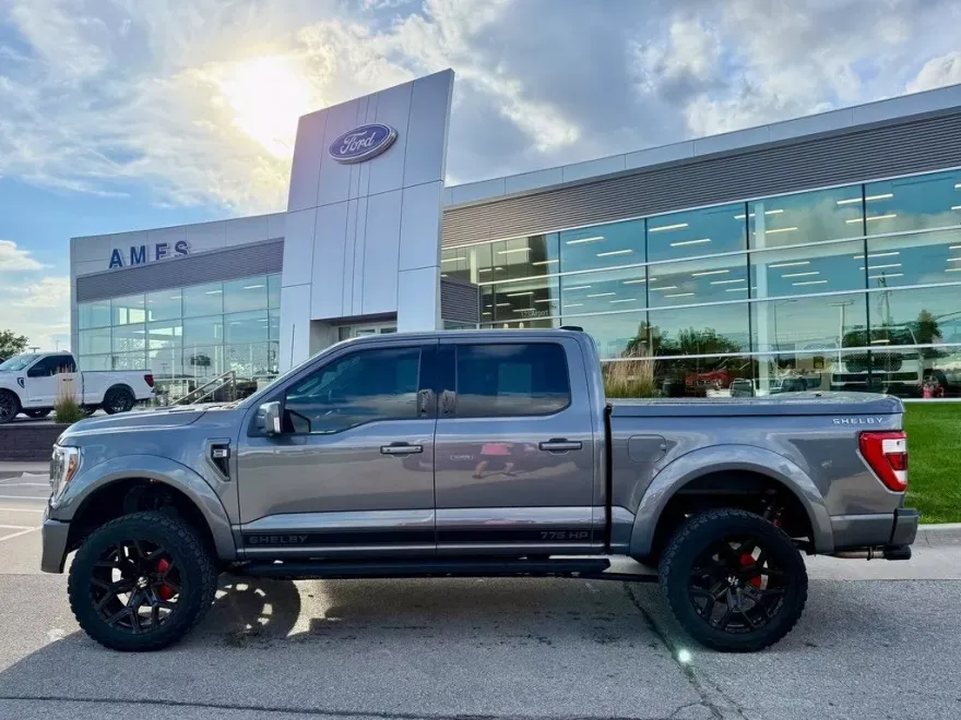 2021 Ford F-150 Lariat photo 1