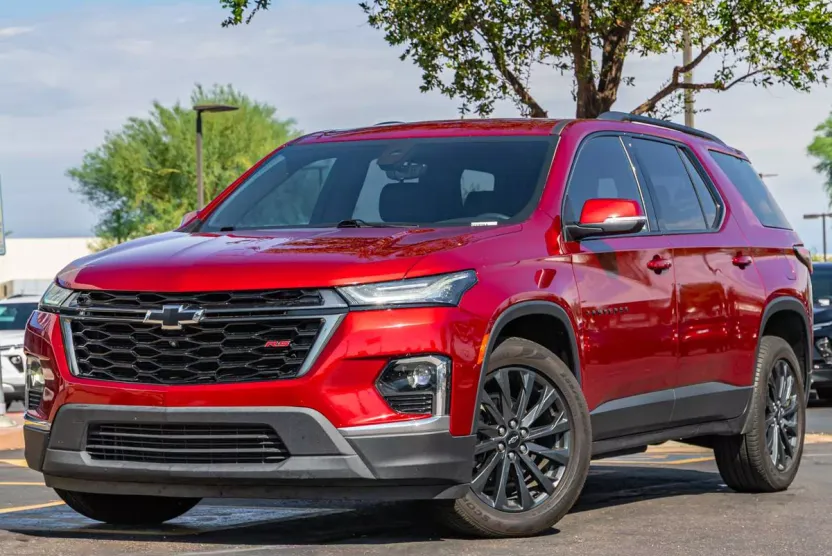 2023 Chevrolet Traverse RS photo 1