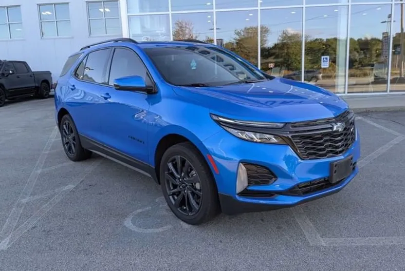 2024 Chevrolet Equinox RS photo 1