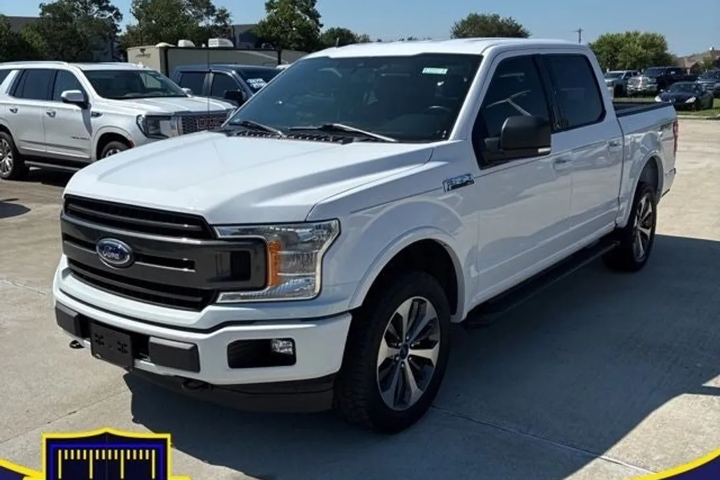 2019 Ford F-150 XLT photo 1