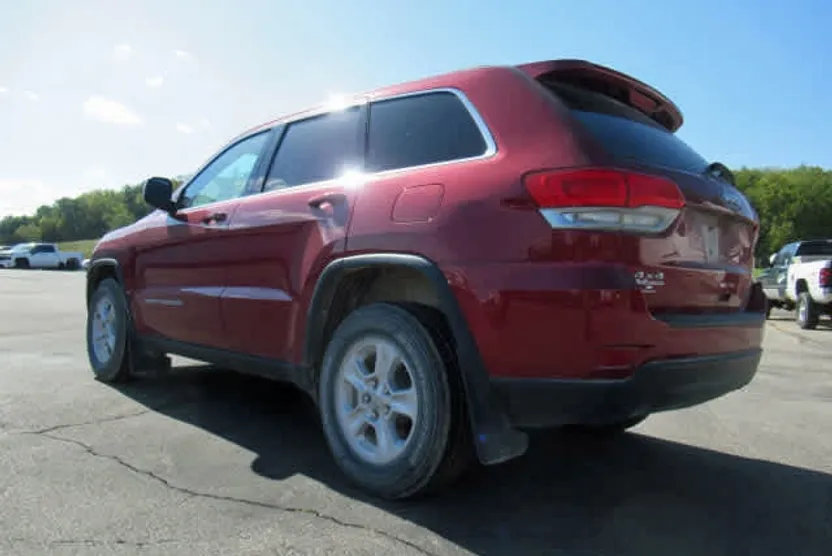 2014 Jeep Grand Cherokee Laredo photo 1