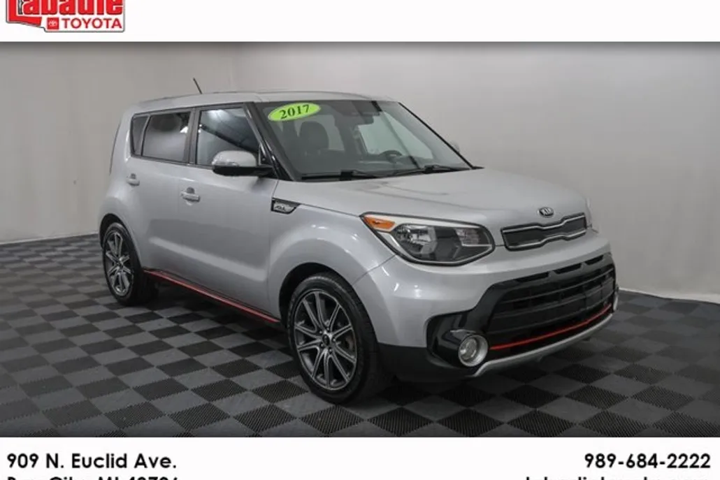 2017 Kia Soul Exclaim photo 1