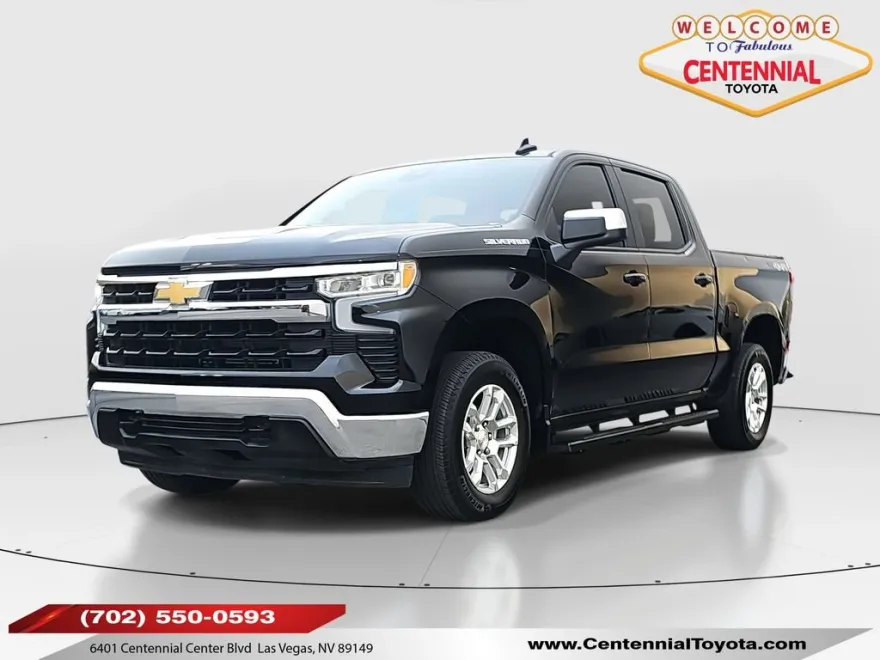 2023 Chevrolet Silverado LT photo 1