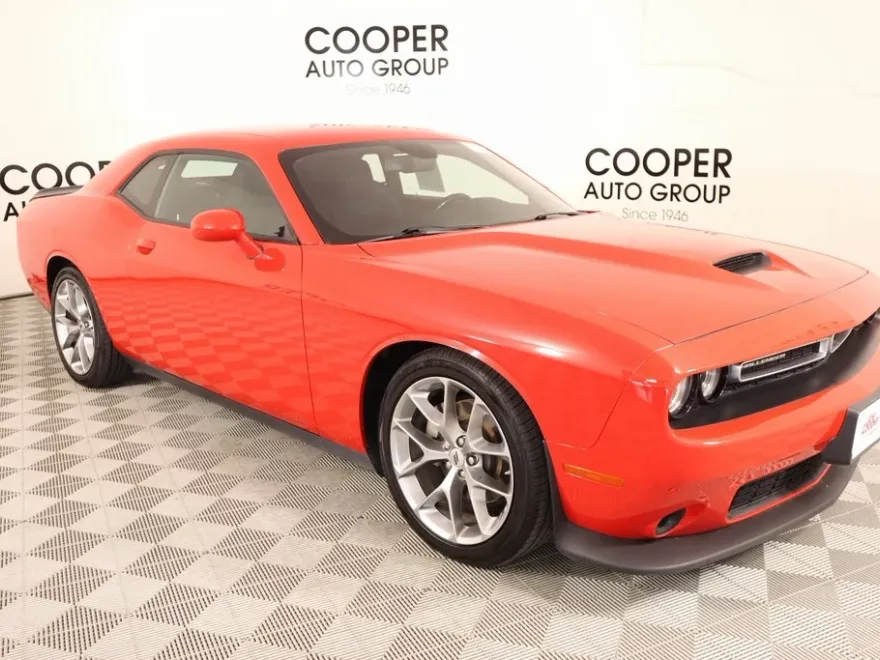 2023 Dodge Challenger GT photo 1