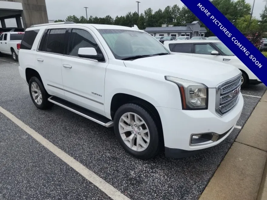 2017 Gmc Yukon SLT photo 1