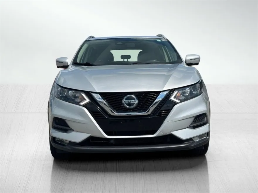 2022 Nissan Rogue Sport SV photo 1