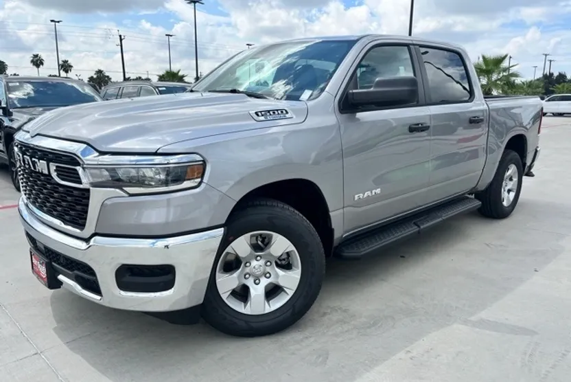 2025 Ram 1500 Tradesman photo 1