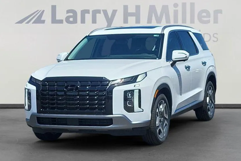 2025 Hyundai Palisade SEL photo 1