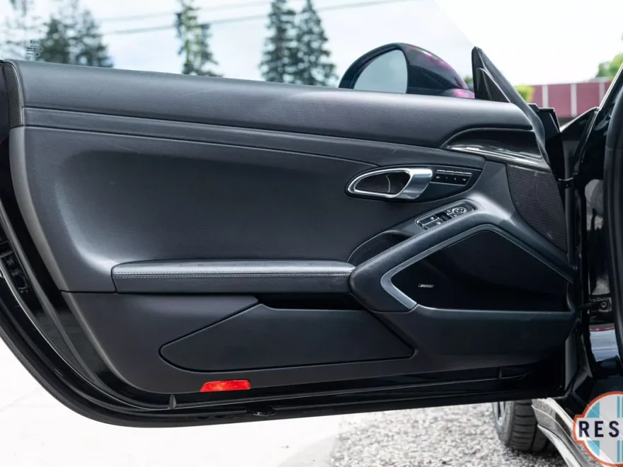 2014 Porsche 911 4S photo 17
