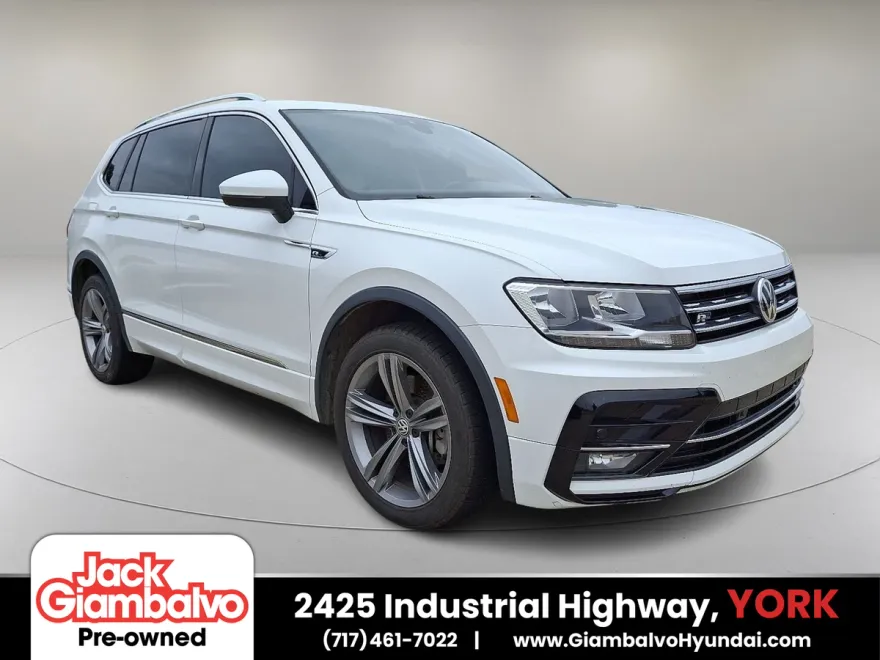 2019 Volkswagen Tiguan SEL R-Line photo 1