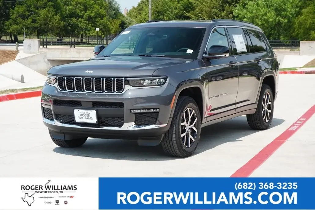2025 Jeep Grand Cherokee Limited photo 1